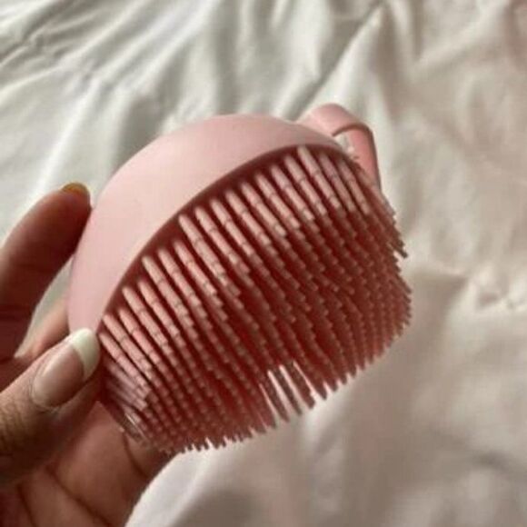 PET MASSAGE SCRUB DISPENSING BATH BRUSH - Picture 4 of 6